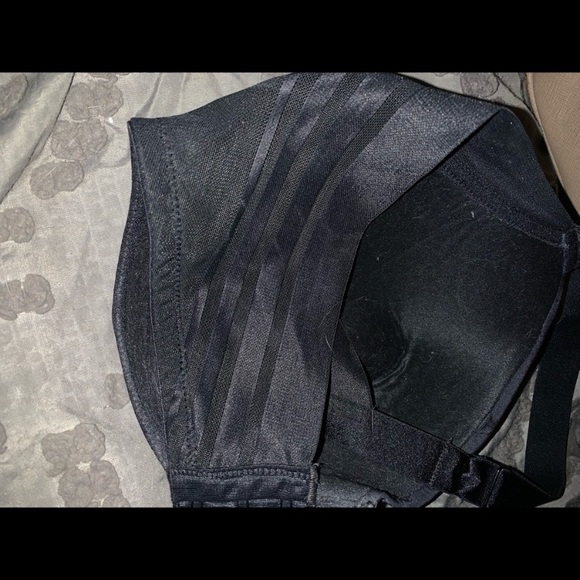 ⭐️PRICE FIRM⭐️ Felina 34DDD Black Bra - Picture 8 of 9